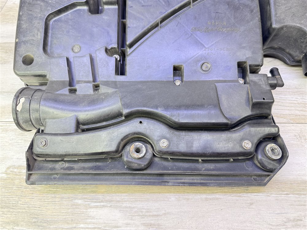 Корпус воздушного фильтра, 3500 рублей, Севастополь