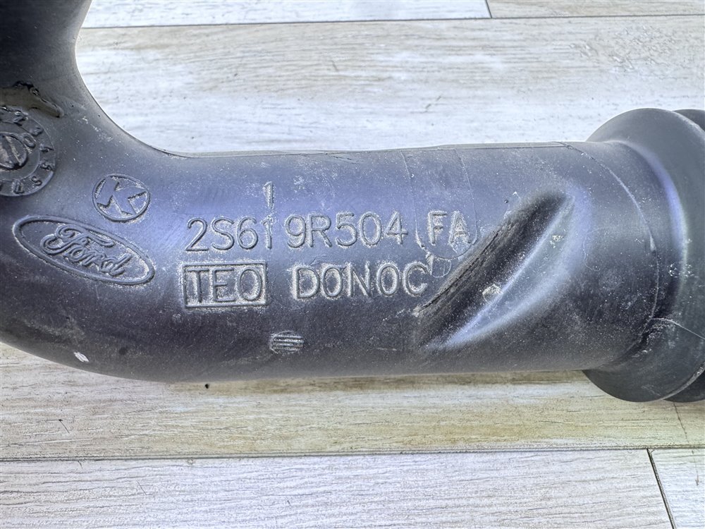 Патрубок воздушного фильтра, 500 рублей, Севастополь