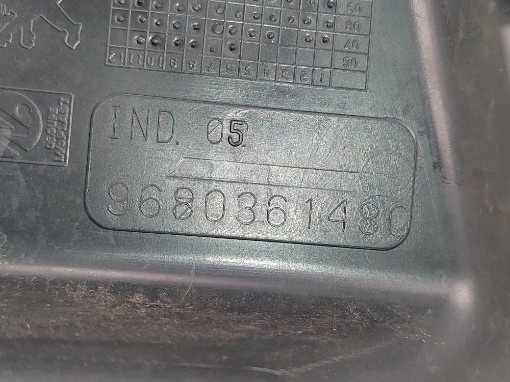 Дефлектор радиатора, 400 рублей, Москва