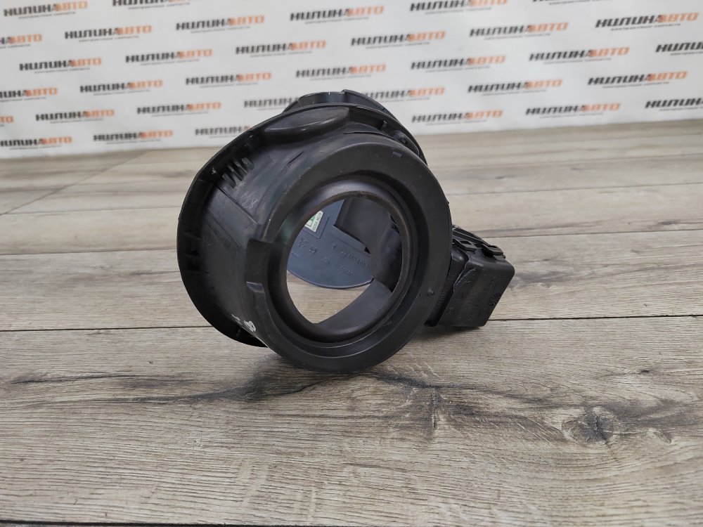 Лючок топливного бака, 500 рублей, Москва