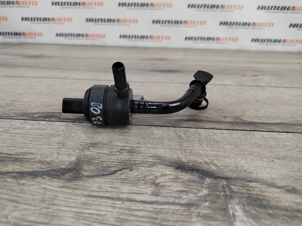 Клапан вентиляции топливного бака, 700 рублей, Москва