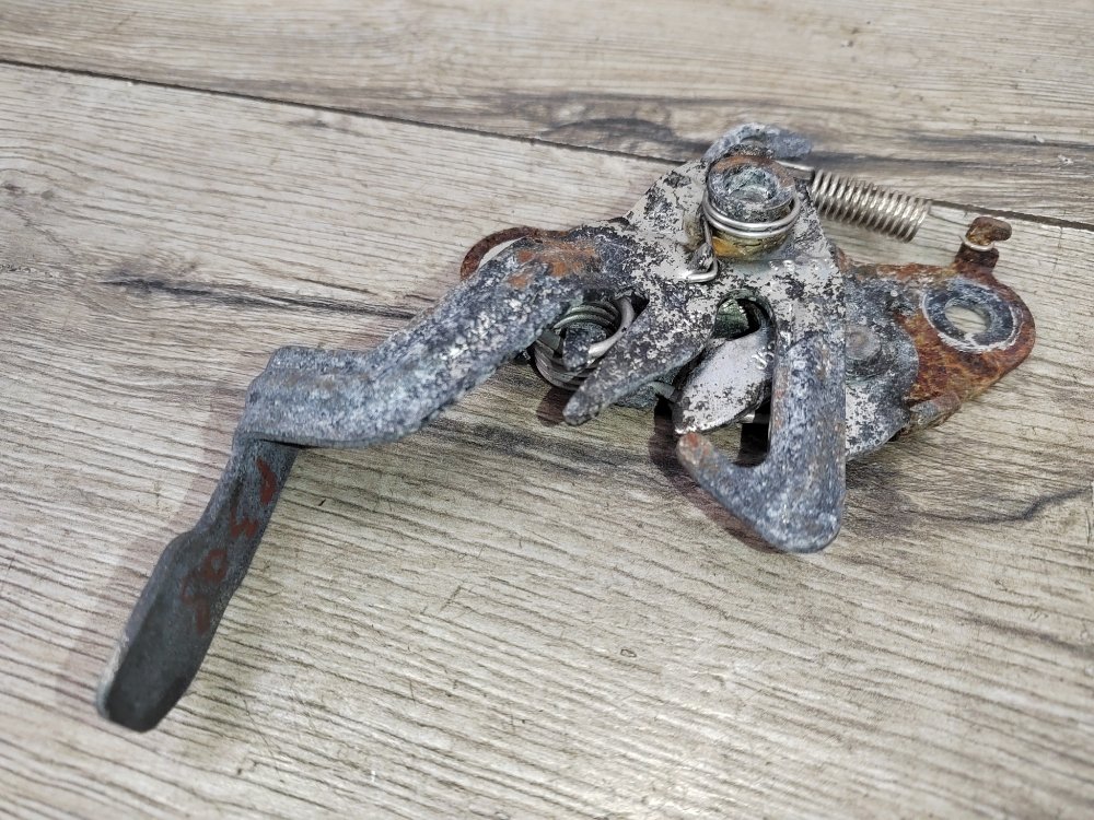 Замок капота, 900 рублей, Москва