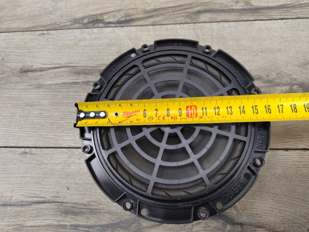 Динамик, 600 рублей, Москва