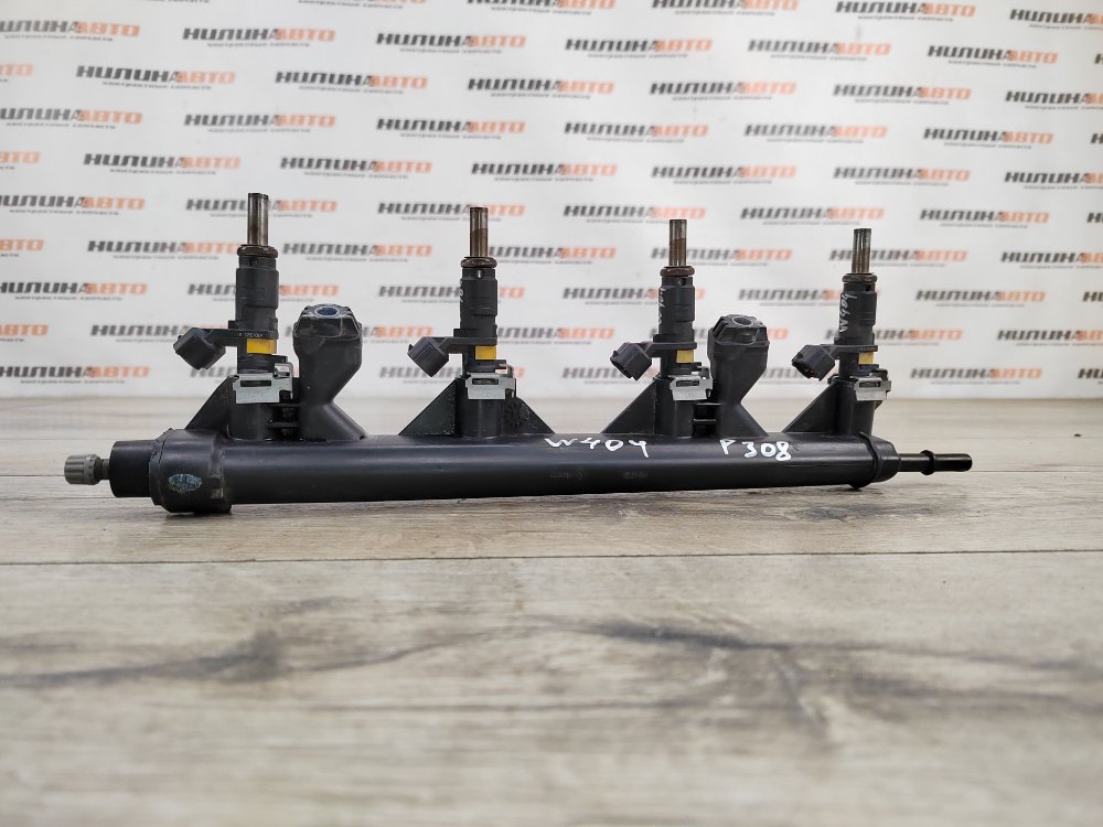 Рампа топливная, 2000 рублей, Москва