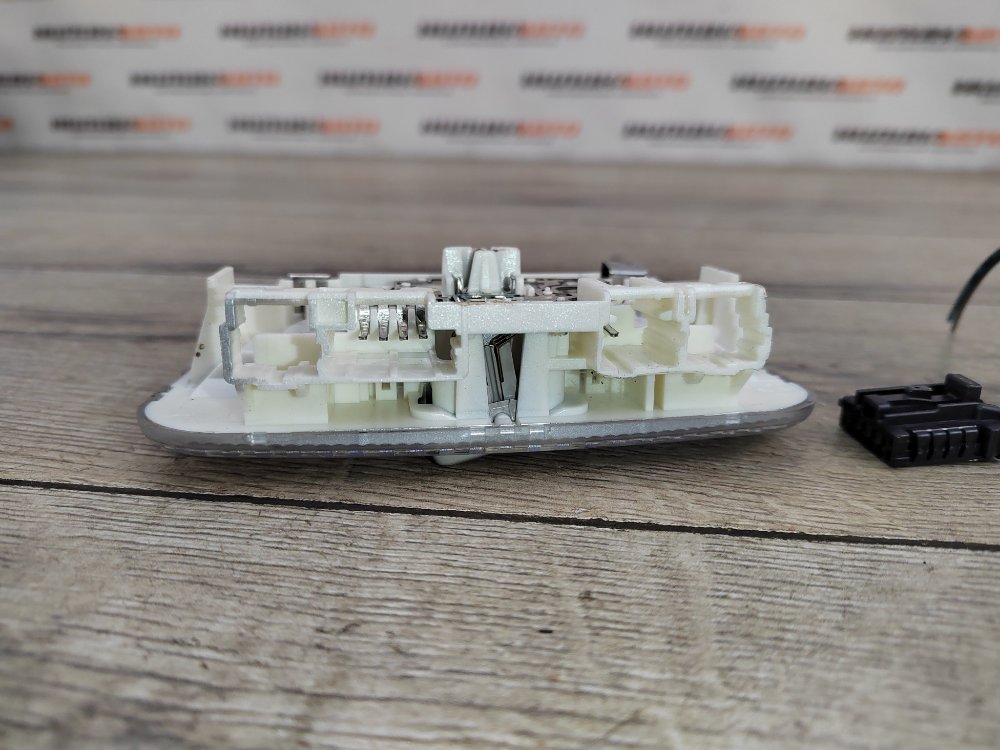 Плафон салона, 400 рублей, Москва