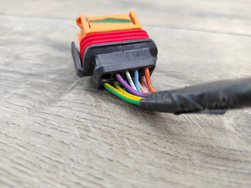 Фишка фары, 1200 рублей, Москва