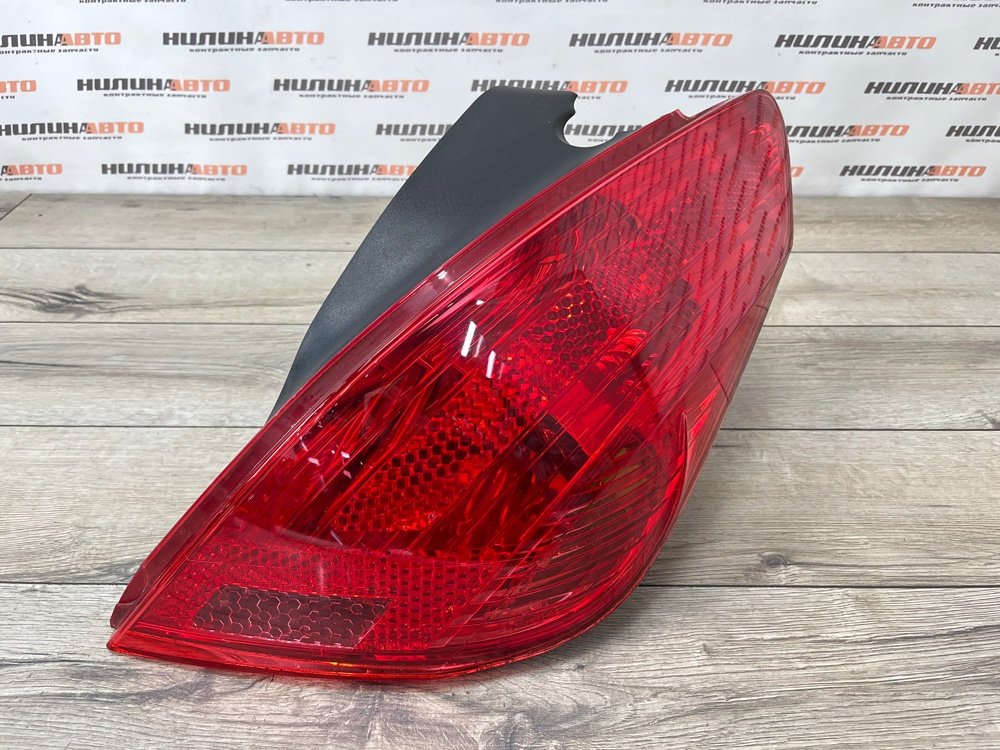 Фонарь в крыло, 6000 рублей, Москва