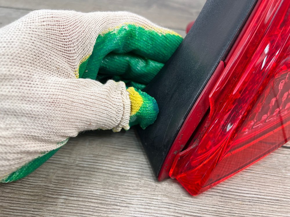 Фонарь в крыло, 6000 рублей, Москва