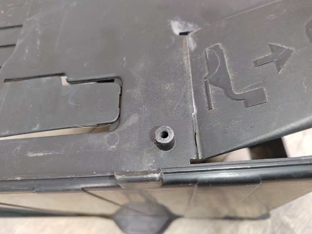 Крышка аккумулятора, 1700 рублей, Москва