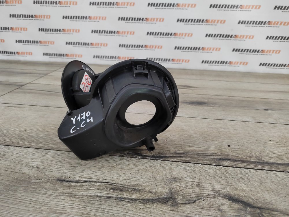 Лючок топливного бака, 500 рублей, Москва