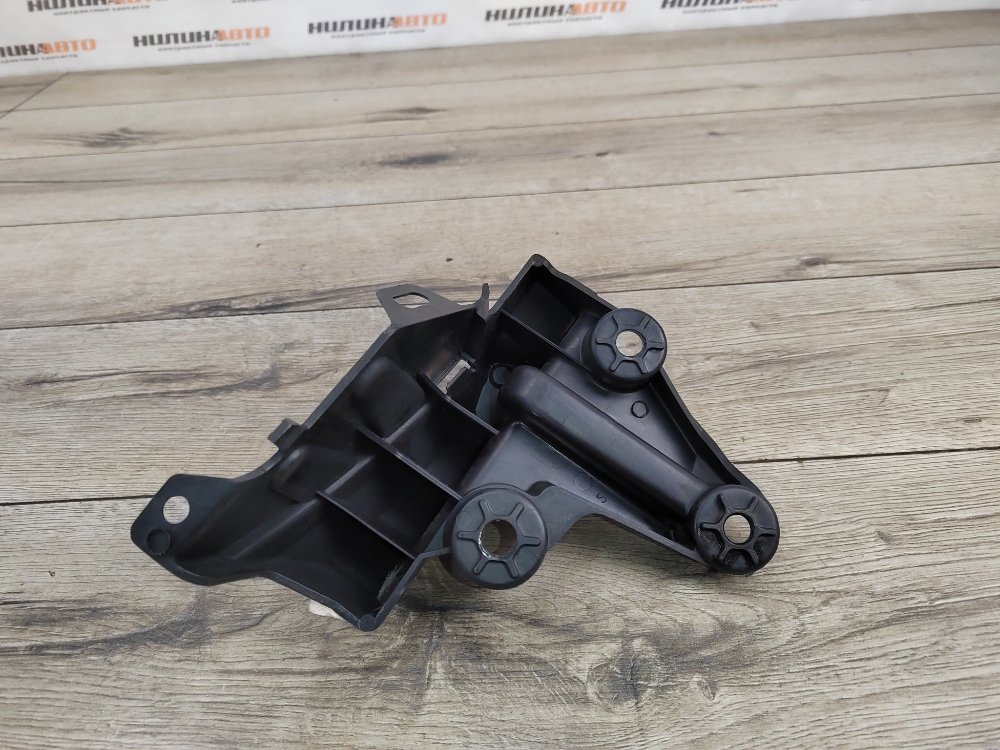 Кронштейн бампера, 700 рублей, Москва