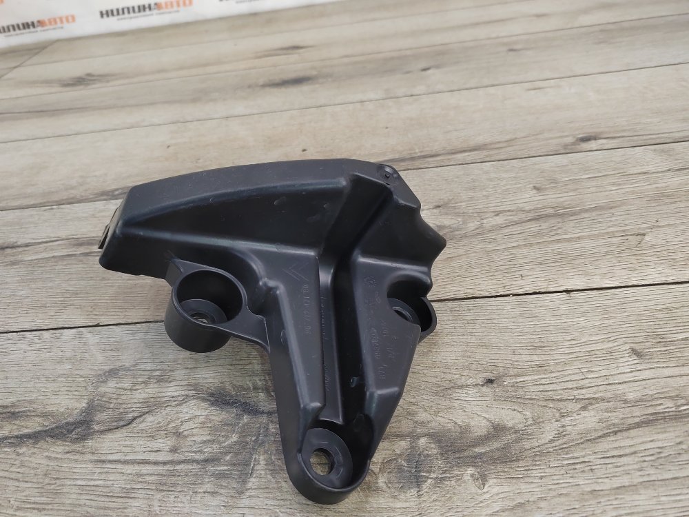 Кронштейн бампера, 700 рублей, Москва