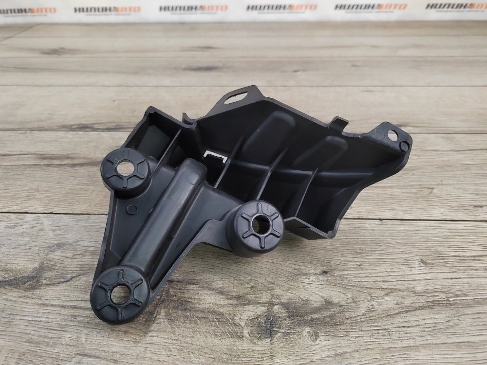 Кронштейн бампера, 700 рублей, Москва