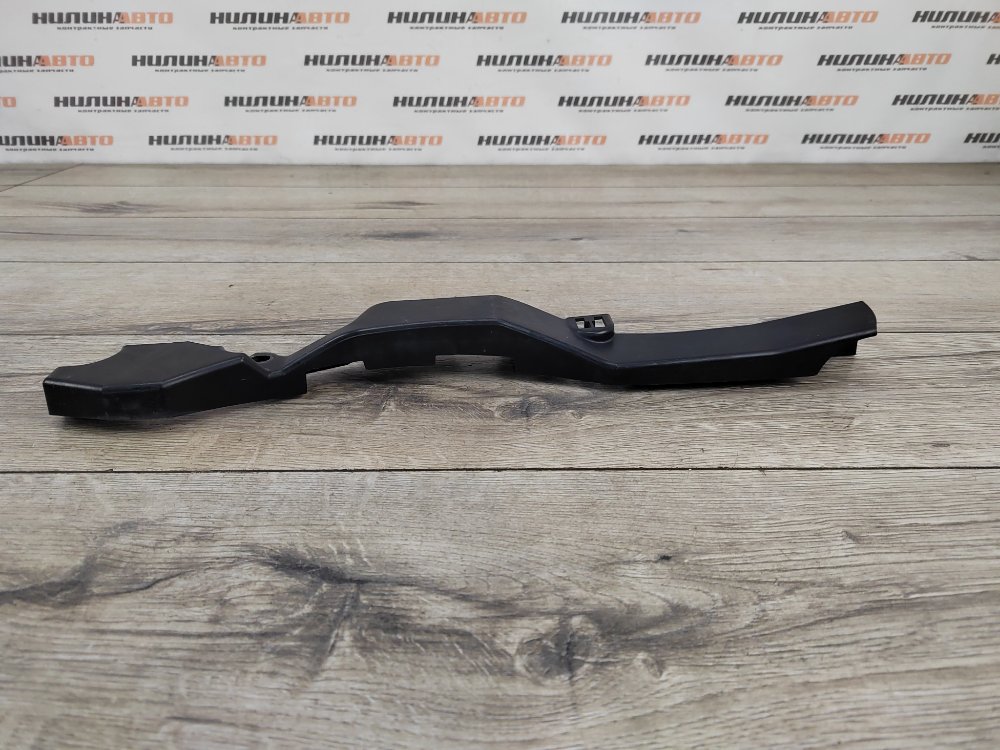 Накладка замка капота, 500 рублей, Москва