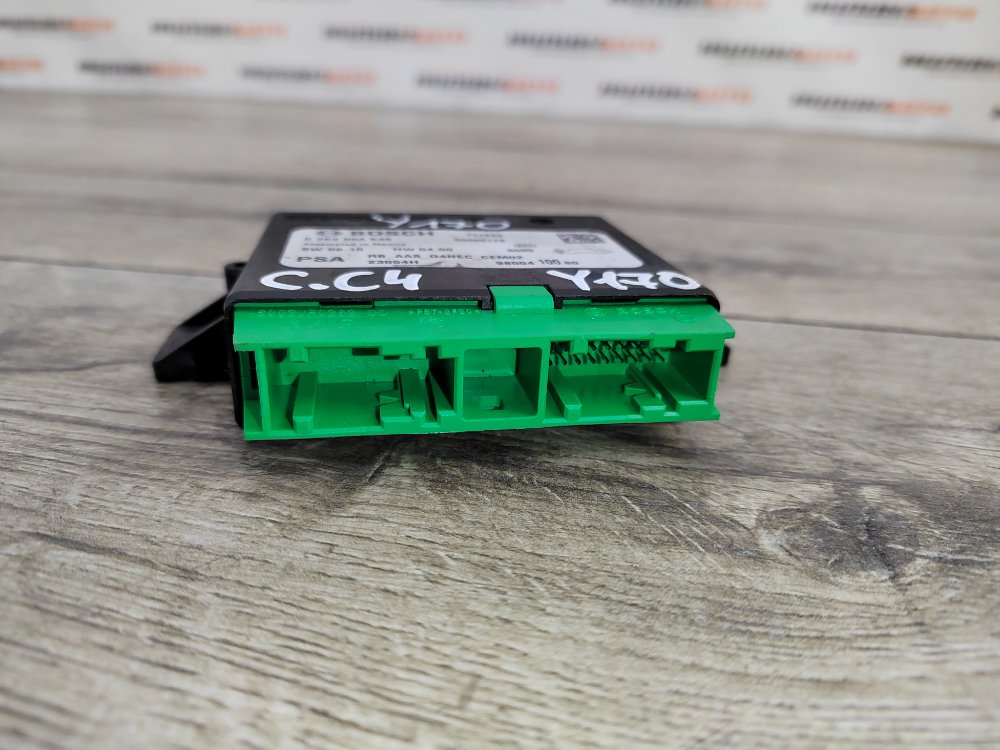 Блок управления парктрониками, 1000 рублей, Москва