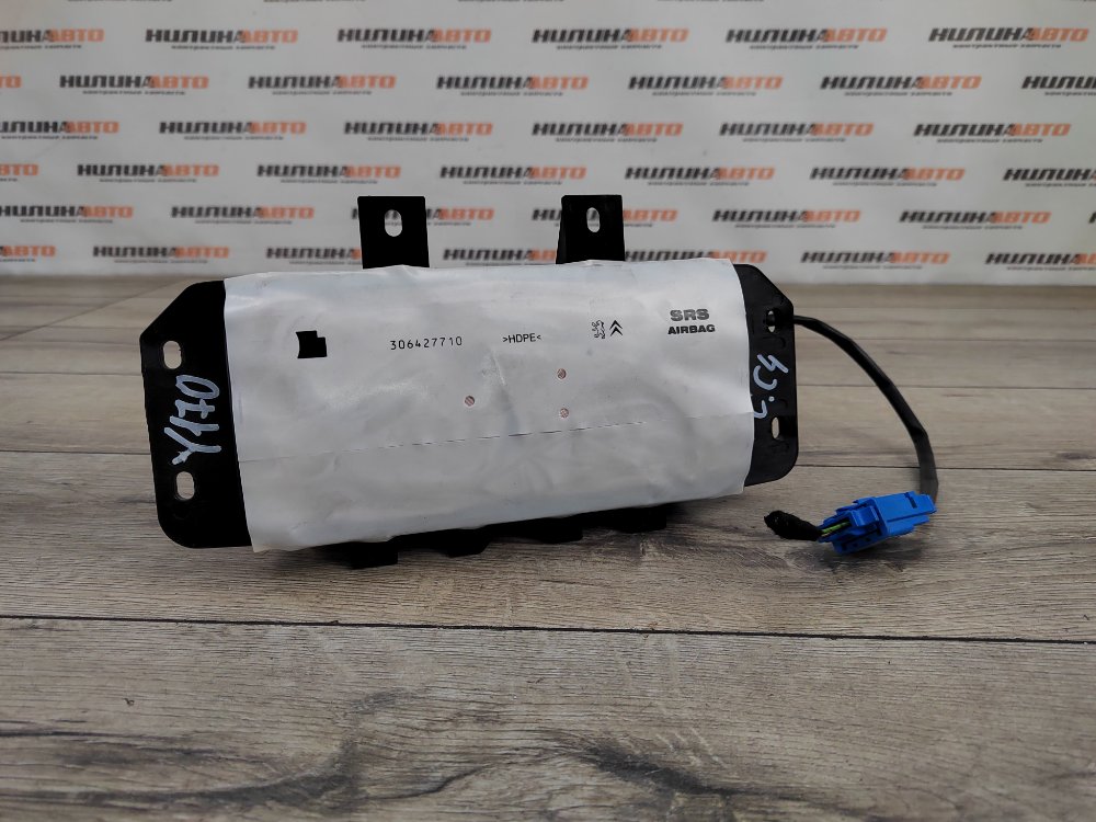 Подушка безопасности в торпедо, 3500 рублей, Москва