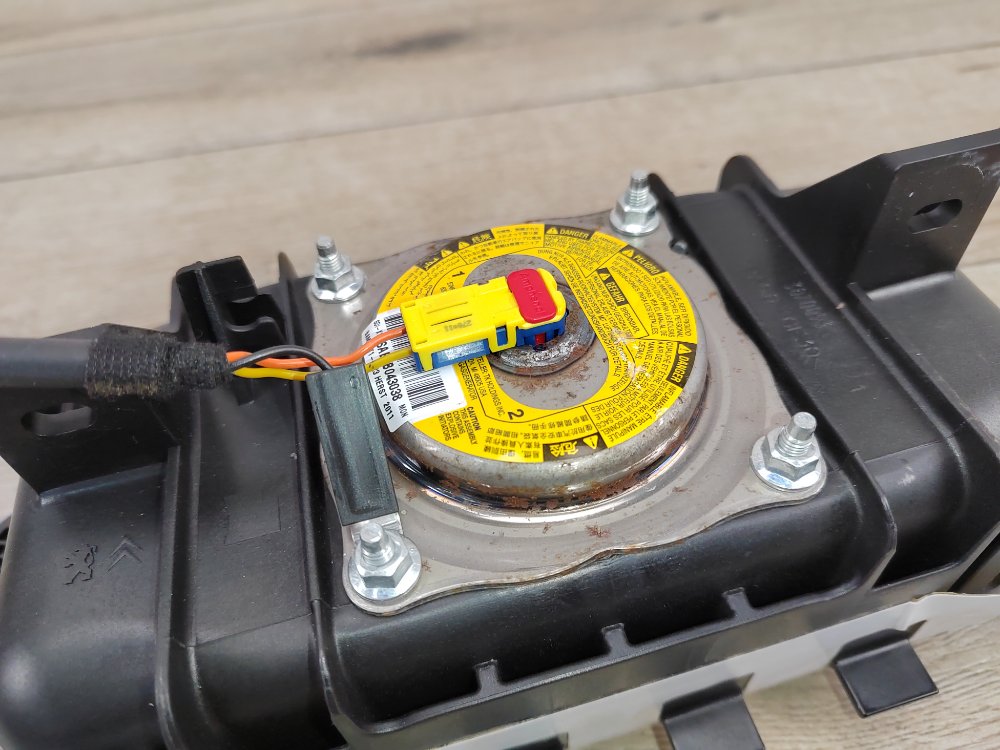 Подушка безопасности в торпедо, 3500 рублей, Москва