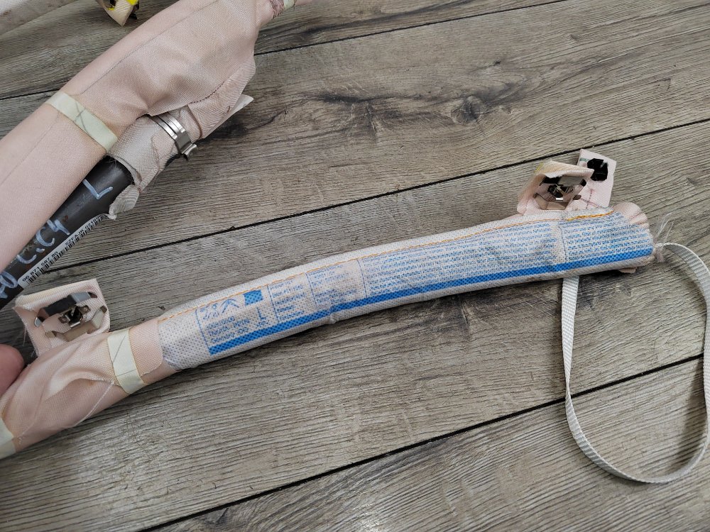 Подушка безопасности боковая, 1800 рублей, Москва