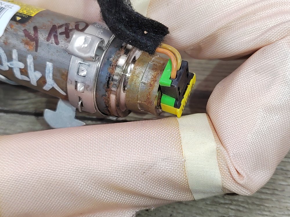 Подушка безопасности боковая, 1800 рублей, Москва