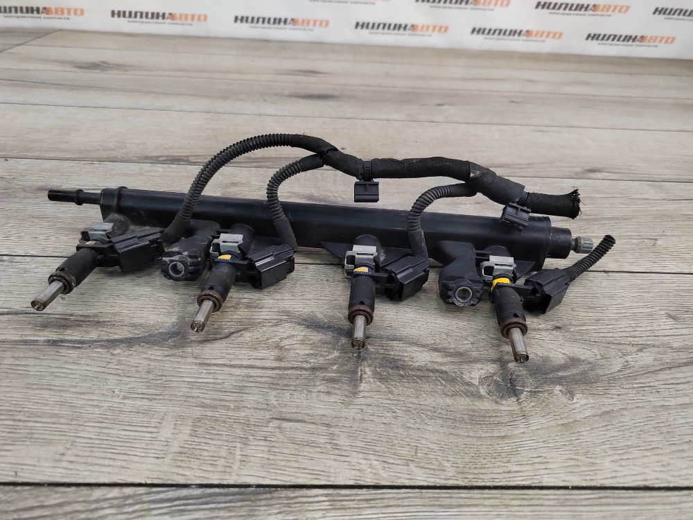 Рампа топливная, 2000 рублей, Москва