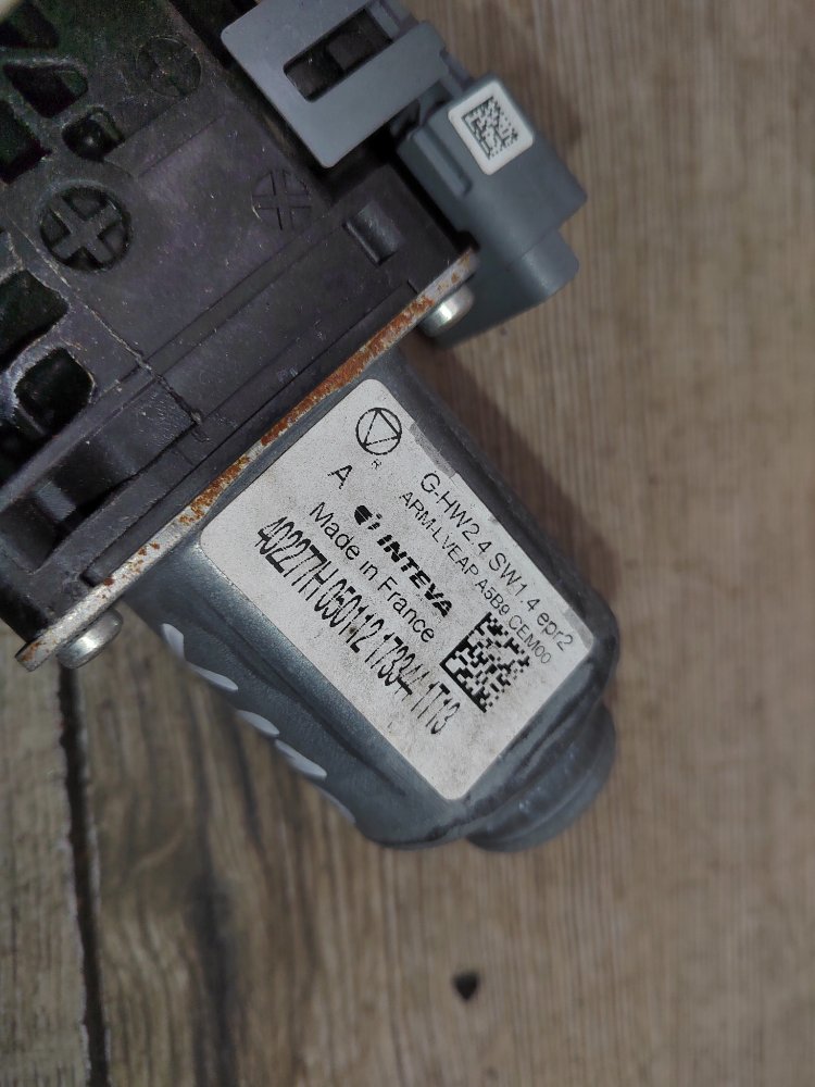 Стеклоподъемник, 3000 рублей, Москва