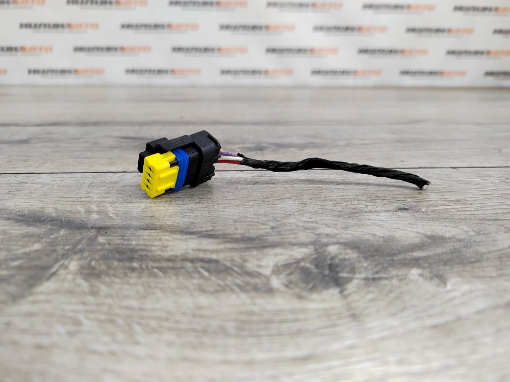 Фишка реле вентилятора охлаждения, 1200 рублей, Москва