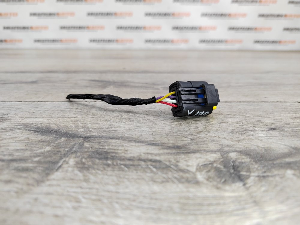 Фишка реле вентилятора охлаждения, 1200 рублей, Москва