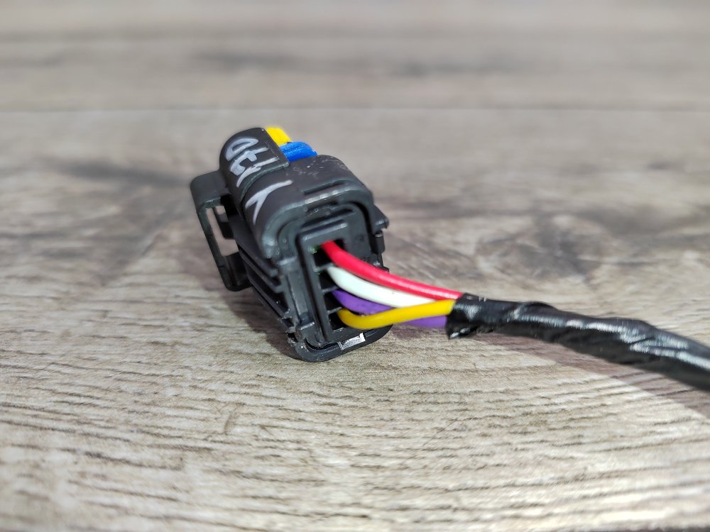 Фишка реле вентилятора охлаждения, 1200 рублей, Москва