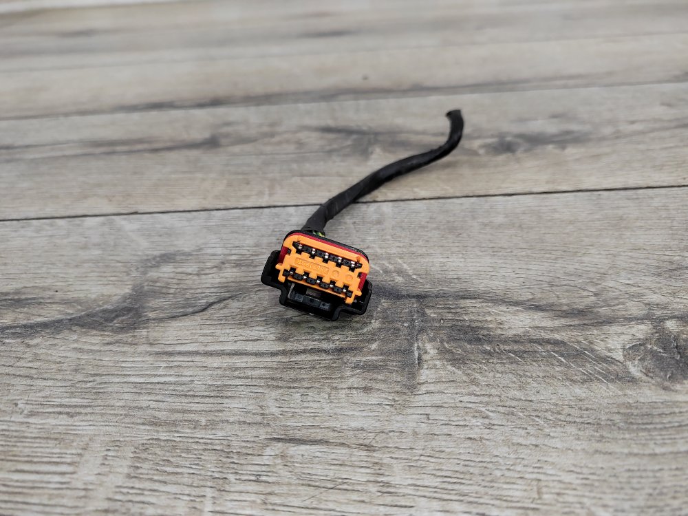 Фишка фары, 1200 рублей, Москва