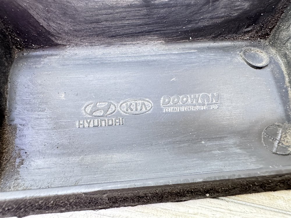 Дефлектор радиатора, 500 рублей, Севастополь