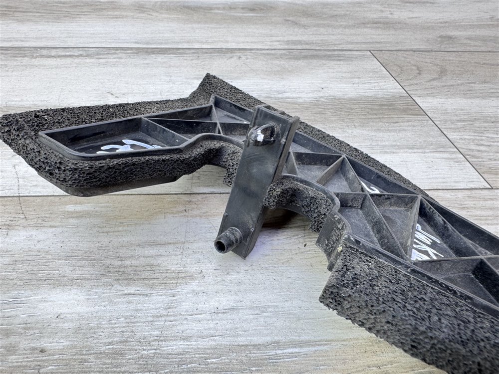 Пыльник крыла, 500 рублей, Севастополь