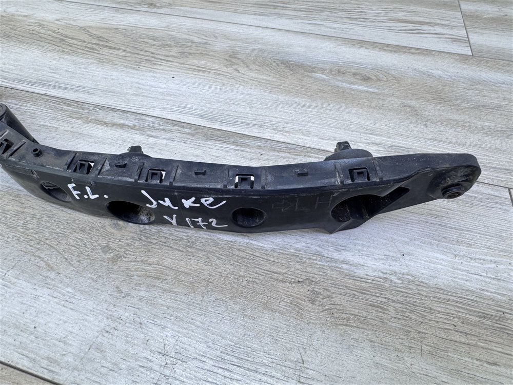 Кронштейн бампера, 1000 рублей, Севастополь