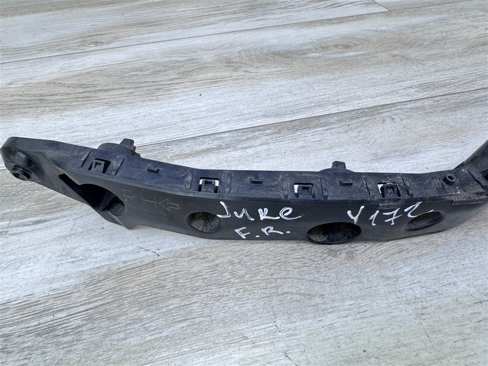 Кронштейн бампера, 1000 рублей, Севастополь