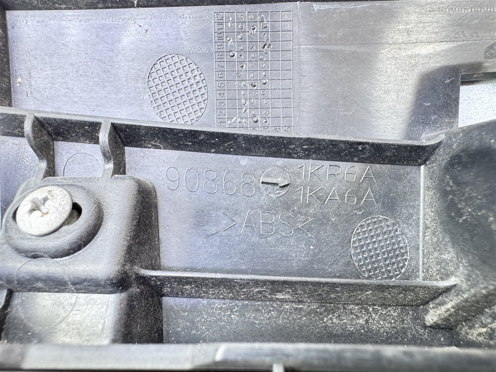 Накладка крышки багажника, 2500 рублей, Севастополь