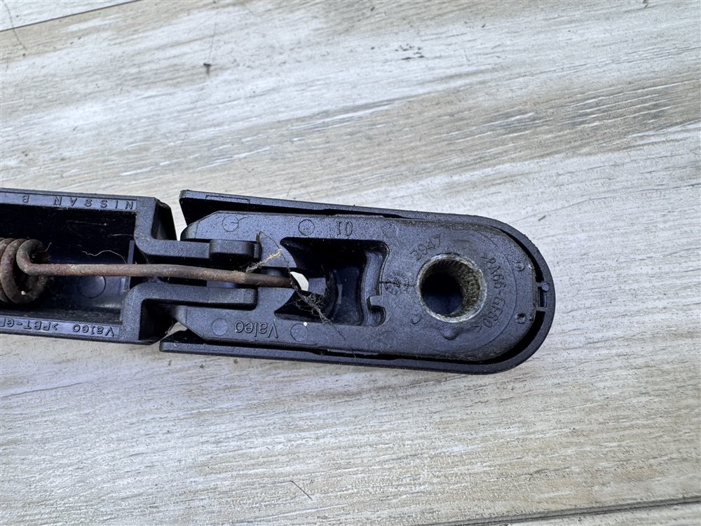 Поводок стеклоочистителя, 1000 рублей, Севастополь