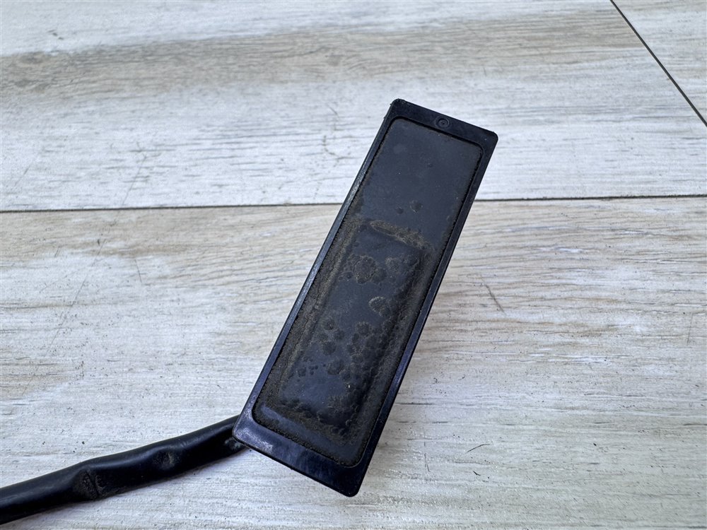 Кнопка открывания багажника, 2500 рублей, Севастополь