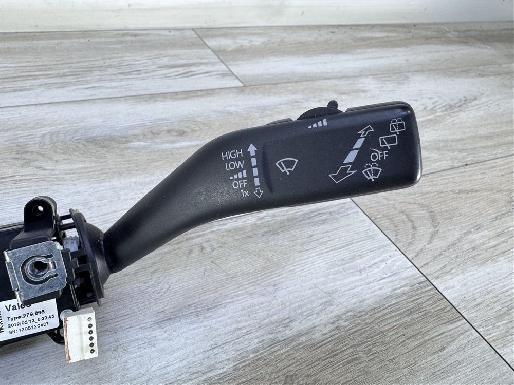 Подрулевой переключатель, 1500 рублей, Севастополь