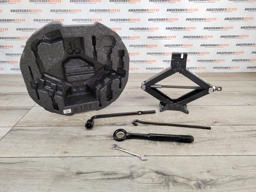 Домкрат, 5000 рублей, Москва