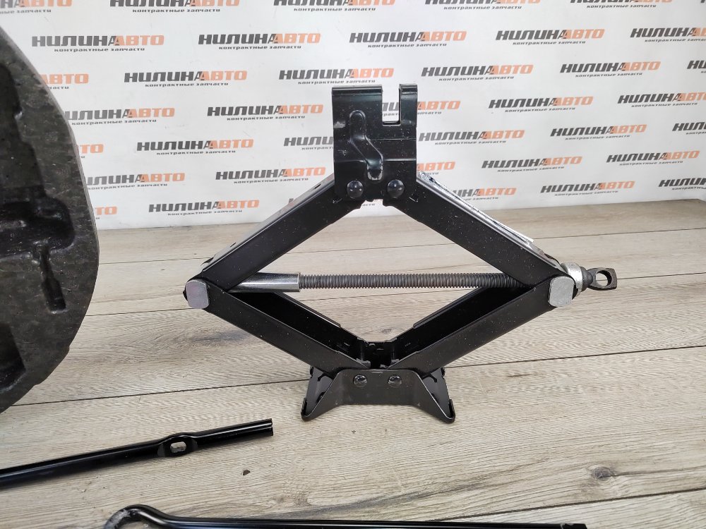 Домкрат, 5000 рублей, Москва