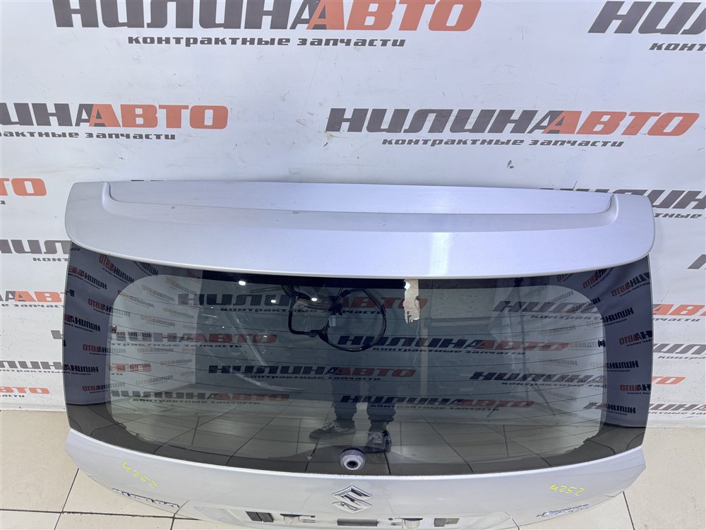 Крышка багажника, 15000 рублей, Севастополь