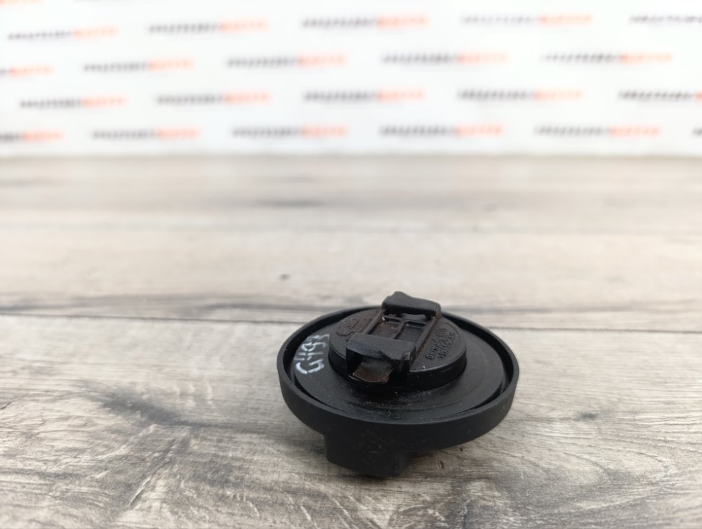 Крышка маслозаливной горловины, 500 рублей, Москва