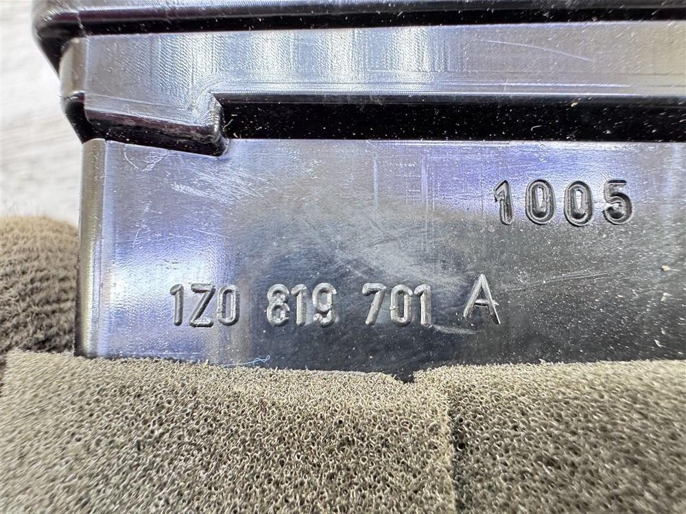 Дефлектор в торпедо, 1400 рублей, Севастополь