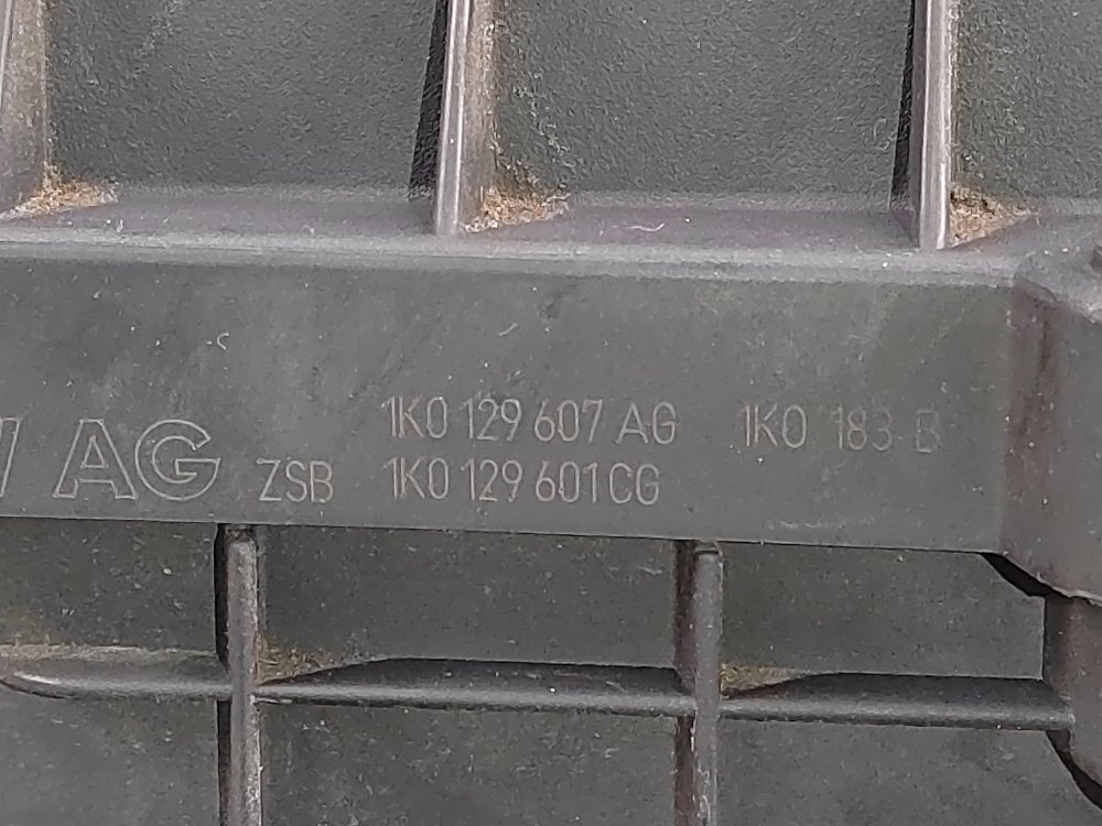 Корпус воздушного фильтра, 2400 рублей, Москва