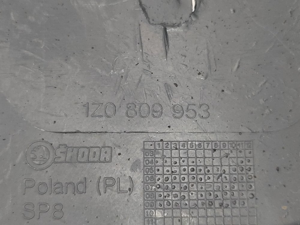 Подкрылок, 1000 рублей, Москва
