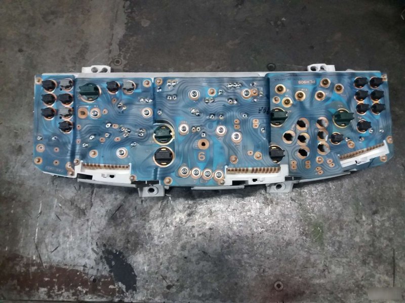 Панель приборов, 2000 рублей, Калининград