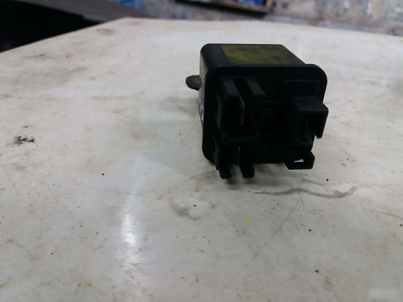 Реле, 750 рублей, Калининград