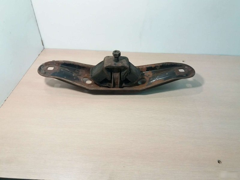 Траверса МКПП, 1960 рублей, Калининград