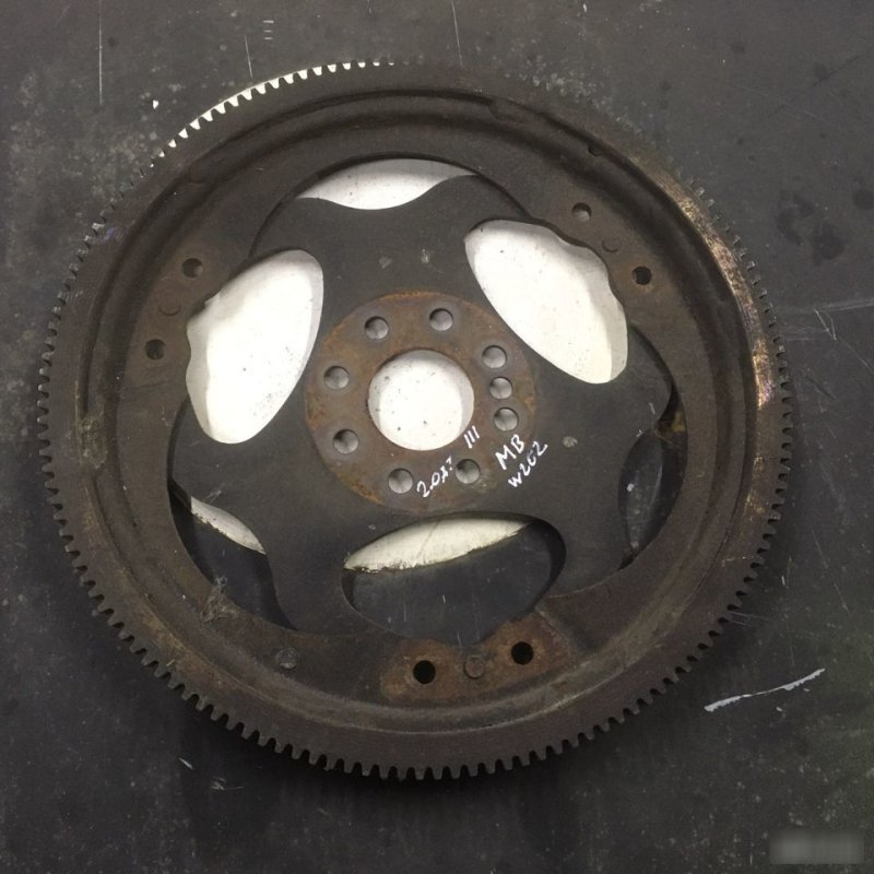 Маховик, 2890 рублей, Калининград