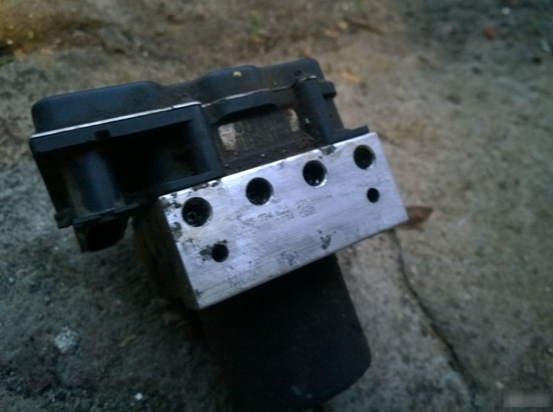 Блок ABS, 5900 рублей, Калининград