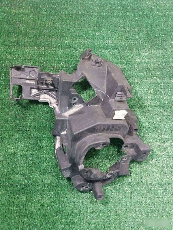 Кронштейн противотуманной фары, 2370 рублей, Калининград